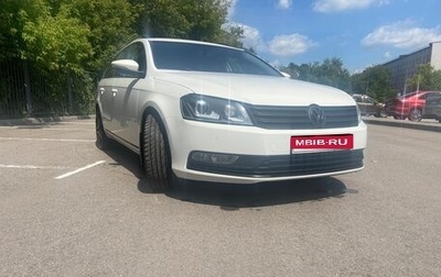 Volkswagen Passat B7, 2013 год, 1 000 000 рублей, 1 фотография