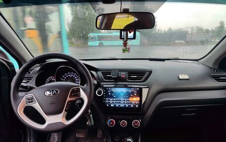KIA Rio III рестайлинг, 2015 год, 1 040 000 рублей, 2 фотография