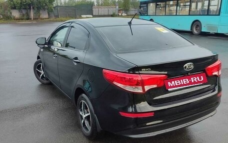 KIA Rio III рестайлинг, 2015 год, 1 040 000 рублей, 12 фотография