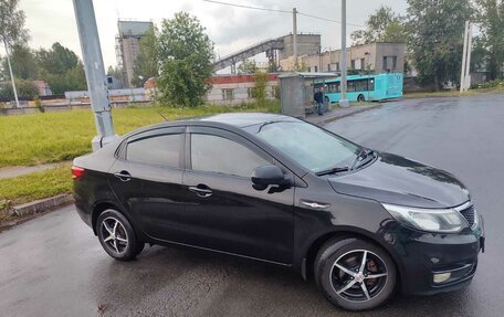 KIA Rio III рестайлинг, 2015 год, 1 040 000 рублей, 22 фотография