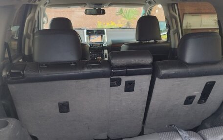 Toyota Land Cruiser Prado 150 рестайлинг 2, 2012 год, 2 999 999 рублей, 9 фотография