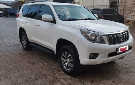 Toyota Land Cruiser Prado 150 рестайлинг 2, 2012 год, 2 999 999 рублей, 7 фотография