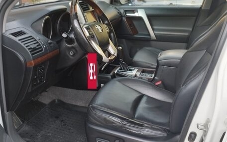 Toyota Land Cruiser Prado 150 рестайлинг 2, 2012 год, 2 999 999 рублей, 12 фотография