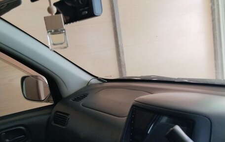 Toyota Raum I, 2000 год, 380 000 рублей, 8 фотография
