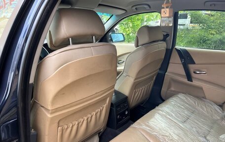 BMW 5 серия, 2006 год, 690 000 рублей, 12 фотография