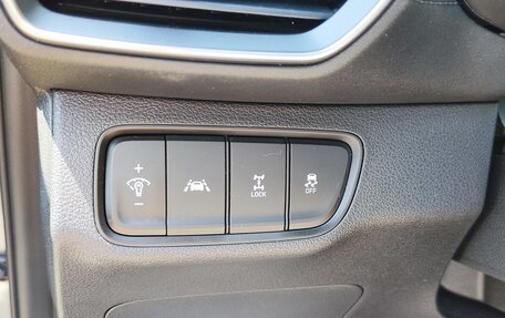 Hyundai Santa Fe IV, 2019 год, 2 190 000 рублей, 13 фотография