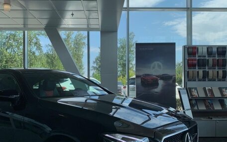 Mercedes-Benz E-Класс, 2019 год, 4 700 000 рублей, 11 фотография