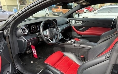 Mercedes-Benz E-Класс, 2019 год, 4 700 000 рублей, 8 фотография