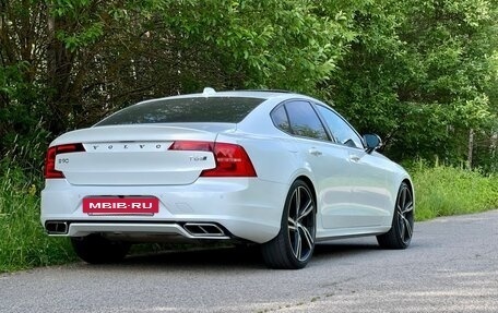 Volvo S90 II рестайлинг, 2020 год, 4 850 000 рублей, 4 фотография