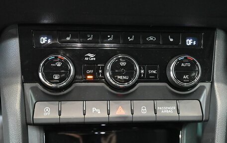 Skoda Karoq I, 2020 год, 2 290 000 рублей, 20 фотография