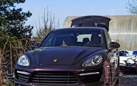 Porsche Cayenne III, 2011 год, 2 350 000 рублей, 2 фотография