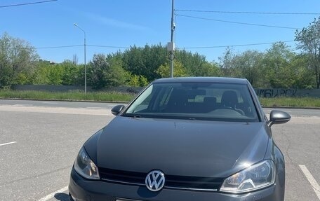 Volkswagen Golf VII, 2016 год, 1 590 000 рублей, 2 фотография