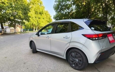 Nissan Note, 2021 год, 1 500 000 рублей, 4 фотография