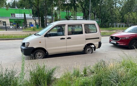Toyota Lite Ace IV, 2004 год, 930 000 рублей, 5 фотография