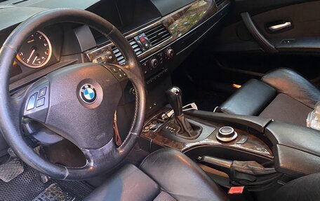 BMW 5 серия, 2004 год, 699 000 рублей, 3 фотография