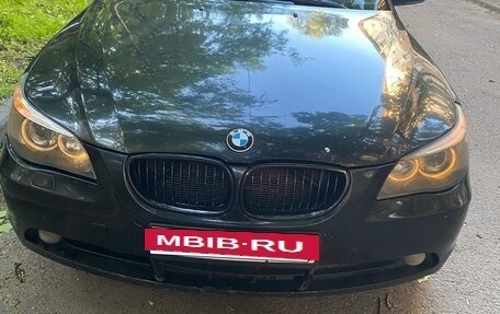 BMW 5 серия, 2004 год, 699 000 рублей, 8 фотография