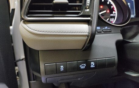 Toyota Camry, 2023 год, 3 750 000 рублей, 4 фотография
