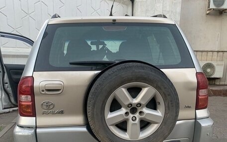 Toyota RAV4, 2003 год, 599 000 рублей, 2 фотография