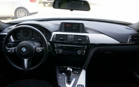 BMW 3 серия, 2018 год, 2 760 000 рублей, 11 фотография