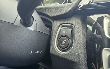 BMW 3 серия, 2018 год, 2 760 000 рублей, 15 фотография