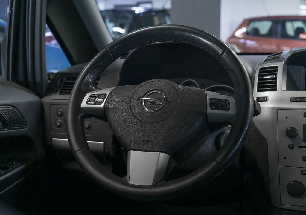 Opel Zafira B рестайлинг, 2014 год, 795 000 рублей, 8 фотография
