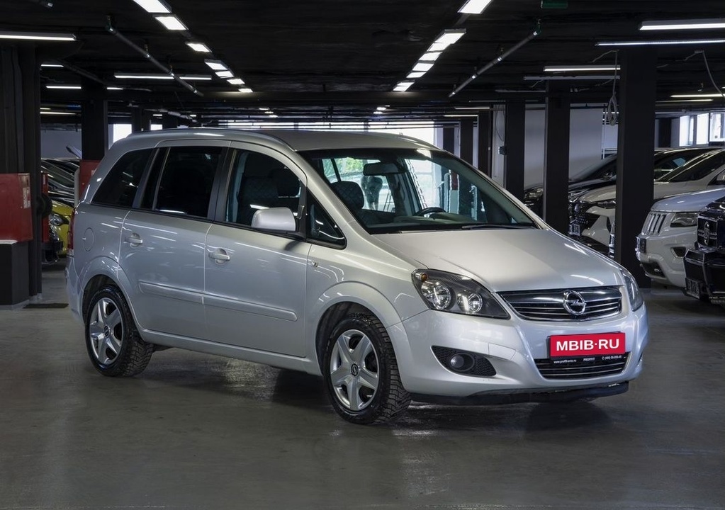 Opel Zafira B рестайлинг, 2014 год, 795 000 рублей, 3 фотография