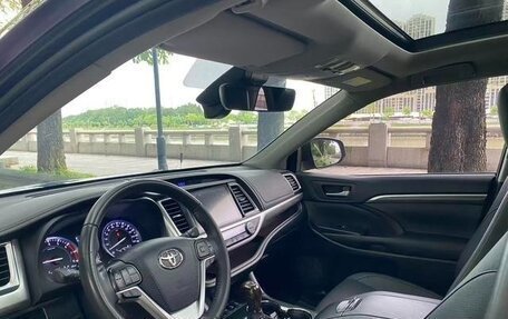 Toyota Highlander III, 2021 год, 3 080 000 рублей, 14 фотография