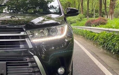 Toyota Highlander III, 2021 год, 3 080 000 рублей, 18 фотография