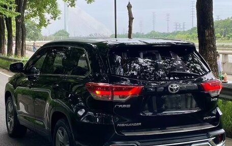 Toyota Highlander III, 2021 год, 3 080 000 рублей, 19 фотография