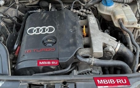 Audi A4, 2003 год, 590 000 рублей, 8 фотография