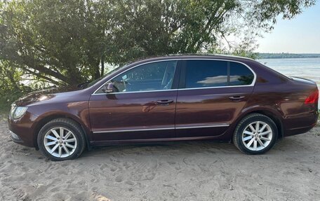 Skoda Superb III рестайлинг, 2014 год, 970 000 рублей, 4 фотография