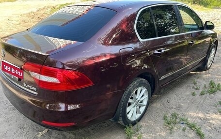 Skoda Superb III рестайлинг, 2014 год, 970 000 рублей, 5 фотография