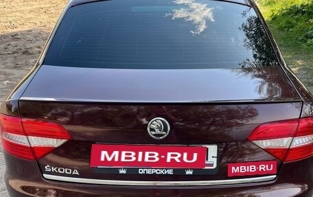 Skoda Superb III рестайлинг, 2014 год, 970 000 рублей, 7 фотография