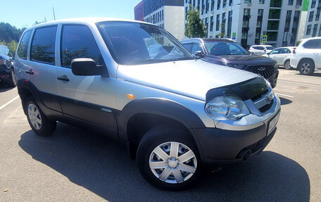 Chevrolet Niva I рестайлинг, 2010 год, 410 000 рублей, 4 фотография