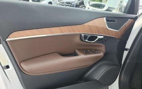 Volvo XC90 II рестайлинг, 2021 год, 4 430 000 рублей, 8 фотография