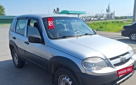 Chevrolet Niva I рестайлинг, 2019 год, 485 000 рублей, 2 фотография