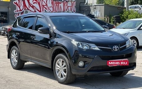 Toyota RAV4, 2014 год, 1 920 000 рублей, 3 фотография