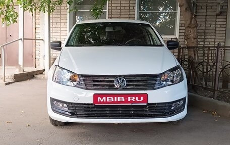 Volkswagen Polo VI (EU Market), 2018 год, 840 000 рублей, 1 фотография