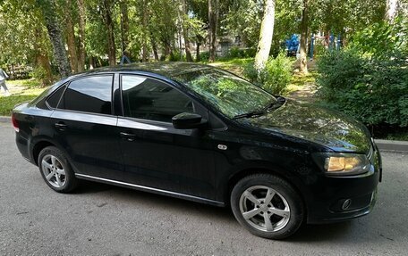 Volkswagen Polo VI (EU Market), 2013 год, 700 000 рублей, 1 фотография