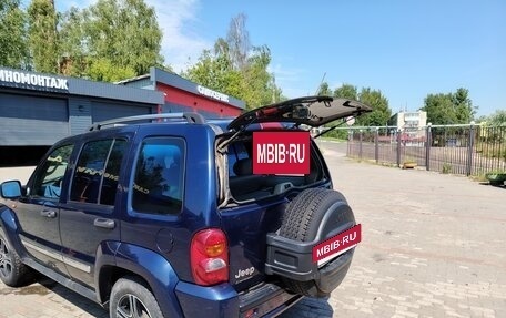 Jeep Cherokee, 2007 год, 950 000 рублей, 11 фотография