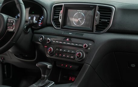 KIA Sportage IV рестайлинг, 2018 год, 1 549 000 рублей, 12 фотография