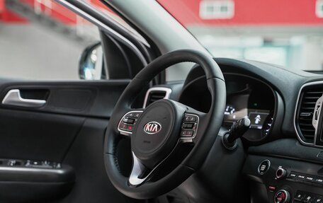KIA Sportage IV рестайлинг, 2018 год, 1 549 000 рублей, 13 фотография