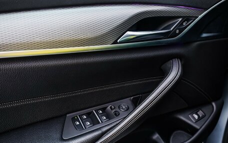 BMW 5 серия, 2018 год, 2 847 000 рублей, 18 фотография