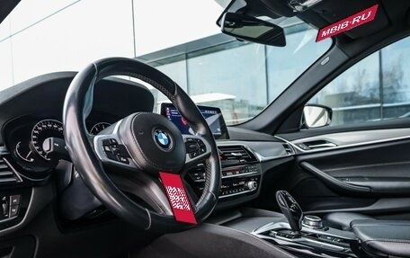BMW 5 серия, 2018 год, 2 847 000 рублей, 10 фотография