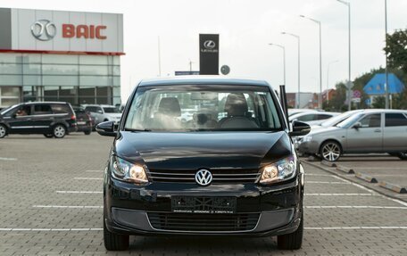 Volkswagen Touran III, 2012 год, 895 000 рублей, 2 фотография