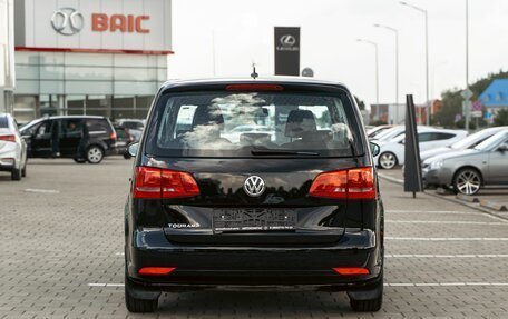 Volkswagen Touran III, 2012 год, 895 000 рублей, 5 фотография