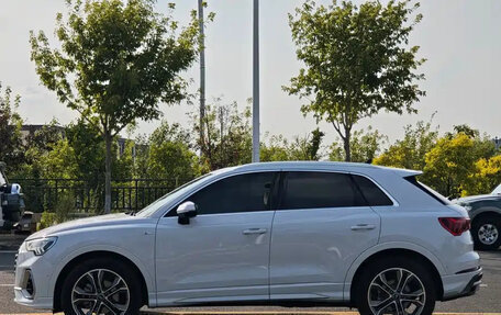 Audi Q3, 2021 год, 2 700 000 рублей, 3 фотография
