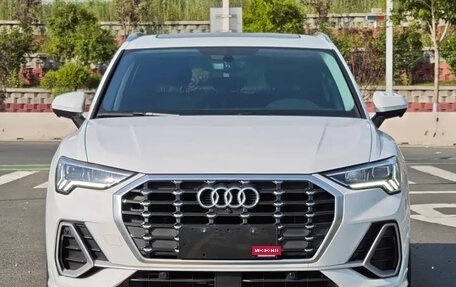 Audi Q3, 2021 год, 2 700 000 рублей, 2 фотография