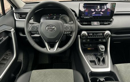 Toyota RAV4, 2025 год, 3 890 000 рублей, 13 фотография