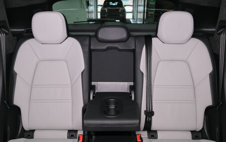 Porsche Cayenne III, 2025 год, 21 297 000 рублей, 16 фотография